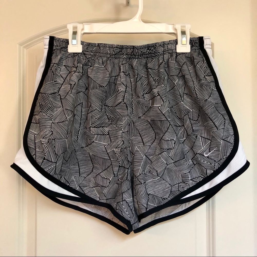 Nike running shorts! size large